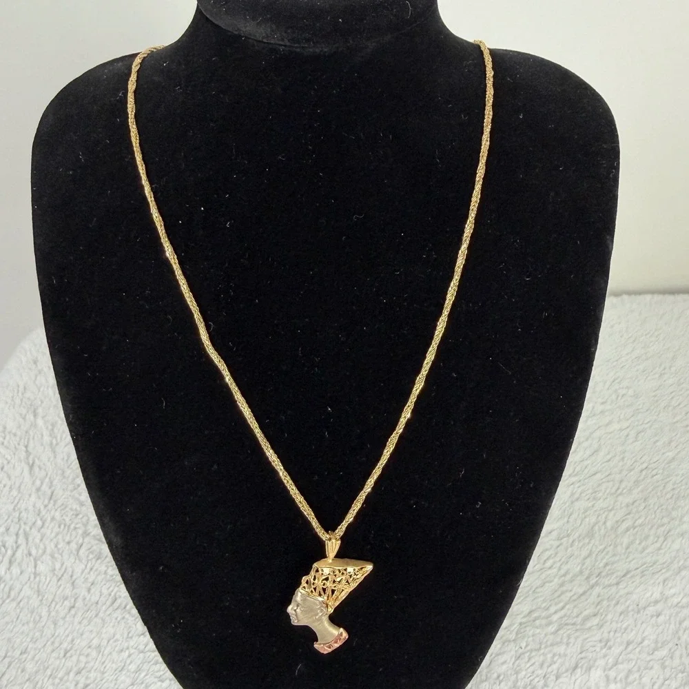 14K Tri Color Queen Nefertiti Pendant Necklace 18 Inch Italian Wheat Chain - Picture 9 of 10